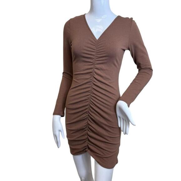 Fashion Nova Dresses & Skirts - Women's Fashion Nova Brown Ruched Bodycon Dress Size L